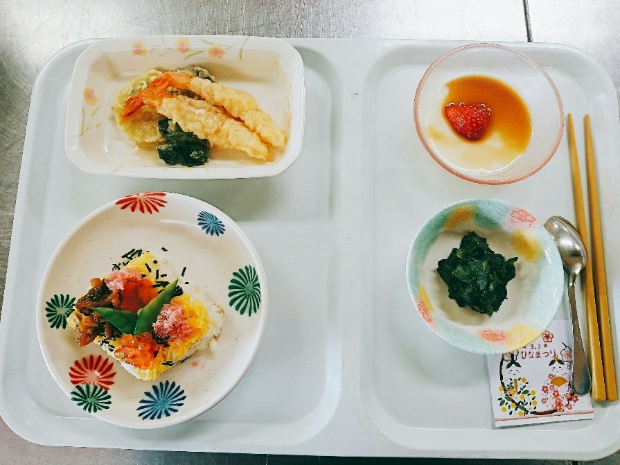 4月 お花弁当